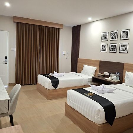 Sumbawa Nio Garden Hotel מראה חיצוני תמונה